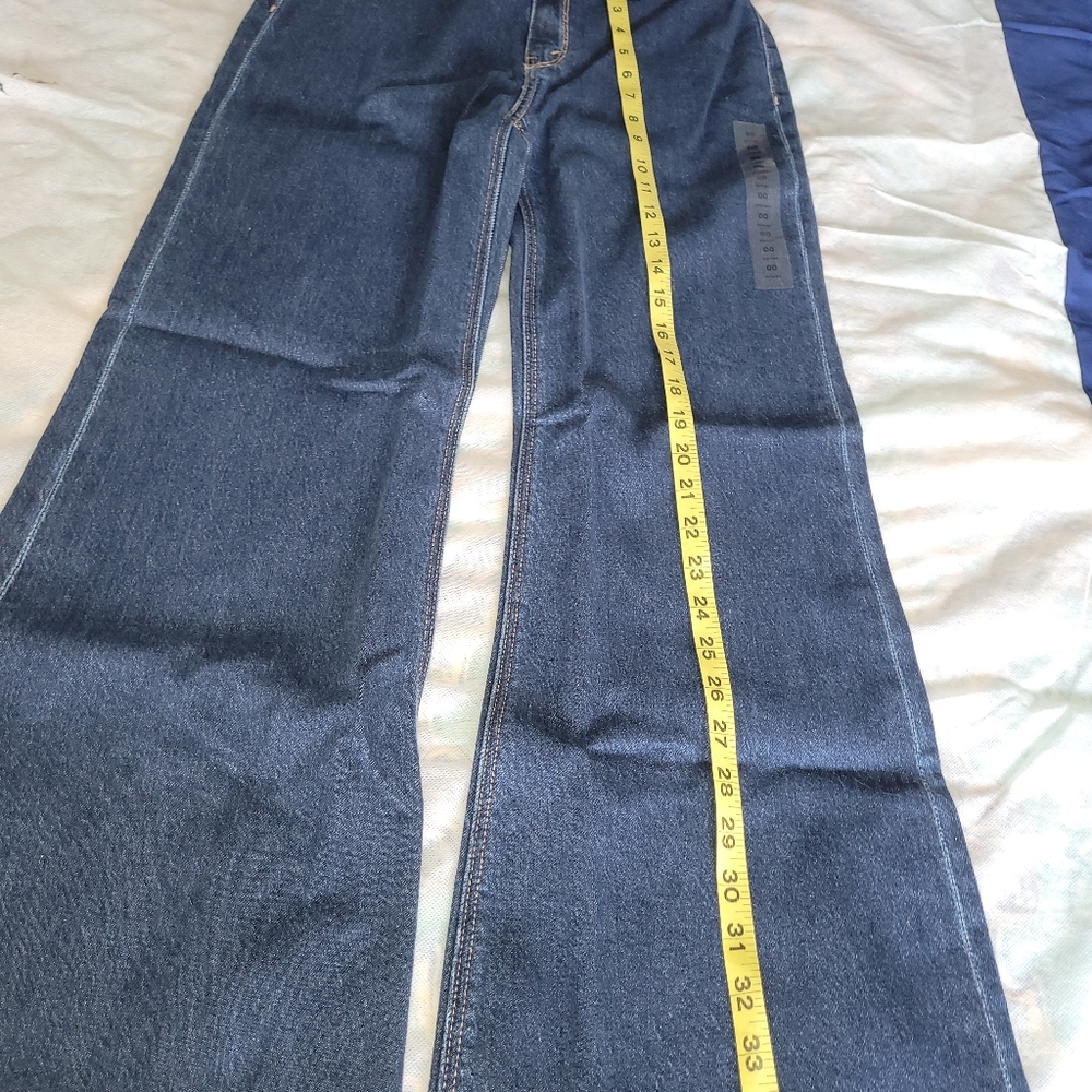 American Eagle Stretch High-Waisted Flare Jeans W/ Horsebit Chain Detail - Picture 8 of 9